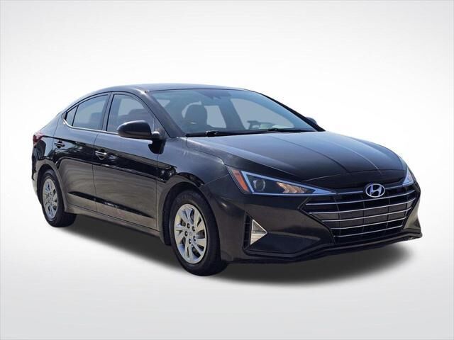 2020 Hyundai ELANTRA SE — photo 1 of 13