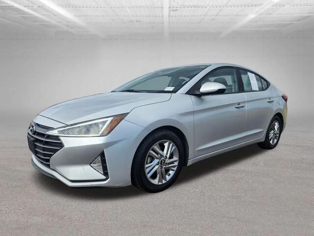 2019 Hyundai ELANTRA SE