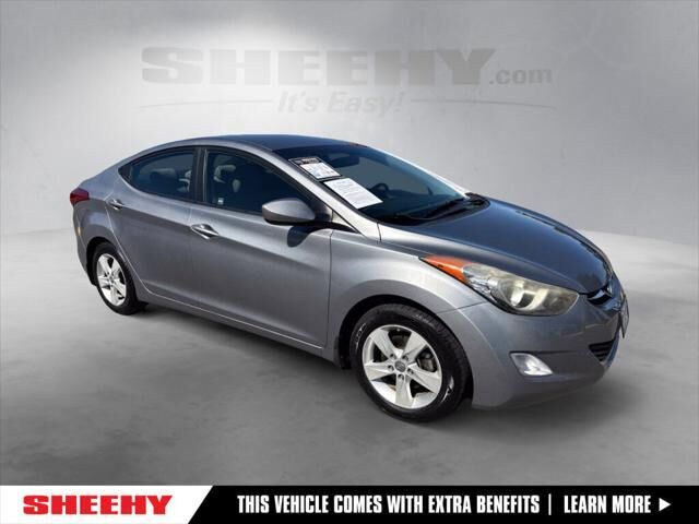 2013 Hyundai ELANTRA GLS — photo 1 of 13