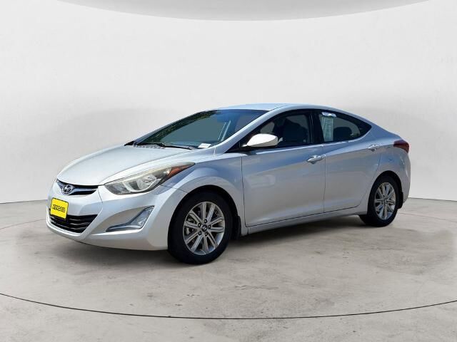 2015 Hyundai ELANTRA SE — photo 1 of 18
