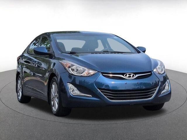 2015 Hyundai ELANTRA SE — photo 1 of 13