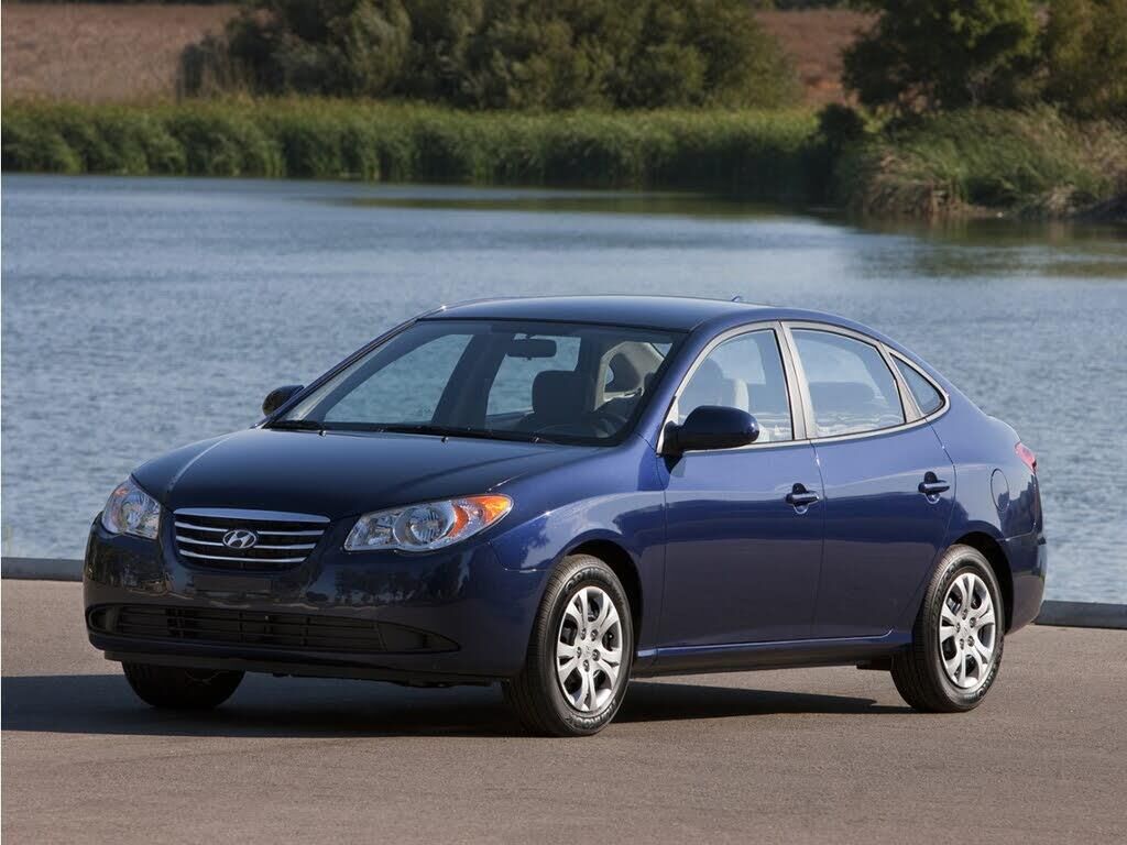2010 Hyundai ELANTRA GLS — photo 1 of 1