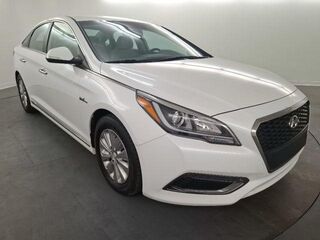 2017 Hyundai SONATA Hybrid SE