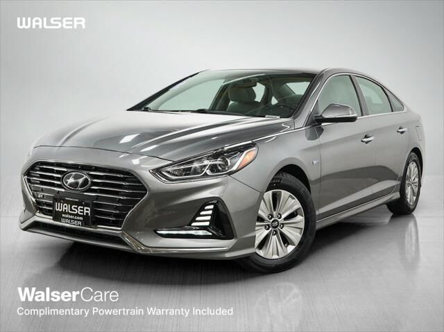 2018 Hyundai SONATA Hybrid SE