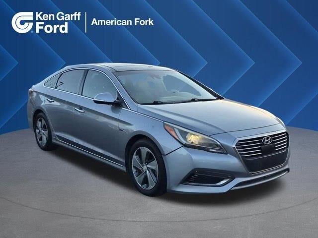2016 Hyundai SONATA Hybrid Limited