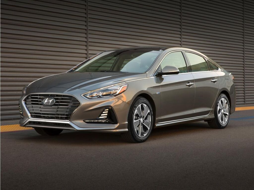 2018 Hyundai SONATA Hybrid Limited — photo 1 of 62