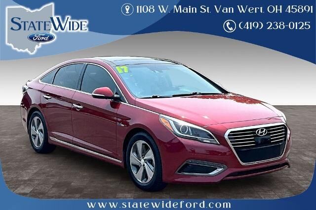 2017 Hyundai SONATA Hybrid Limited — photo 1 of 13