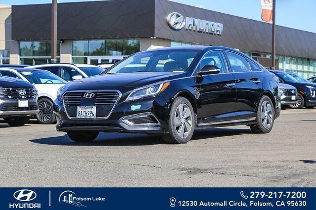 2016 Hyundai SONATA Plug-in Hybrid Limited