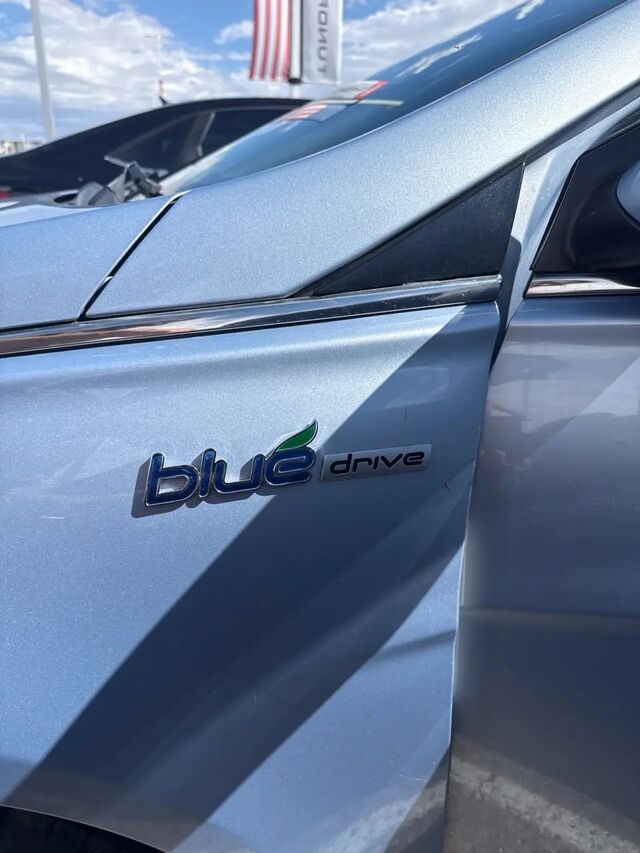 2015 Hyundai SONATA Hybrid Base