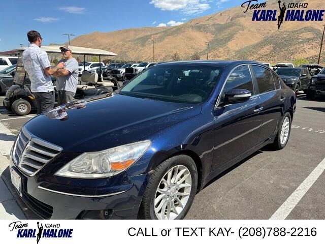 2009 Hyundai Genesis 3.8L V6 — photo 1 of 5