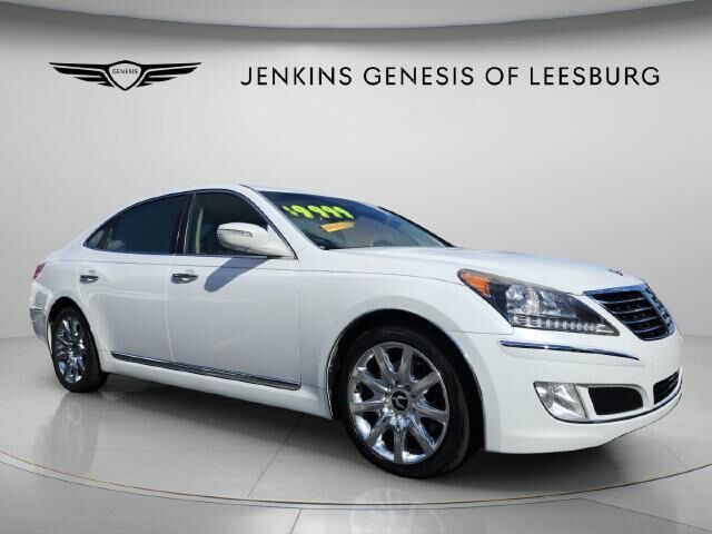2011 Hyundai Equus Signature — photo 1 of 13
