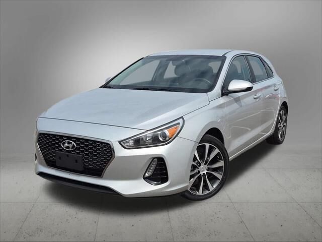 2018 Hyundai ELANTRA GT Base — photo 1 of 13