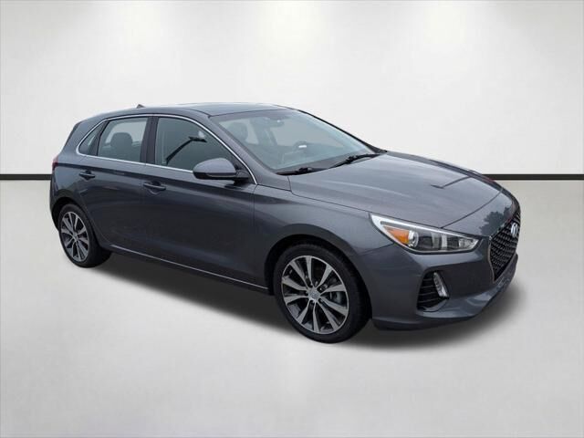 2019 Hyundai ELANTRA GT Base — photo 1 of 13