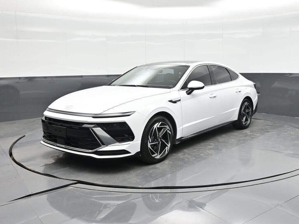 2025 Hyundai SONATA SEL Convenience — photo 1 of 1