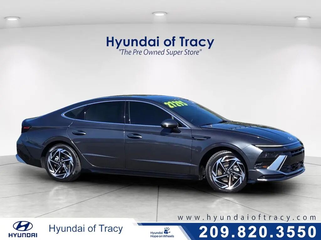 2025 Hyundai SONATA SEL Convenience — photo 1 of 13