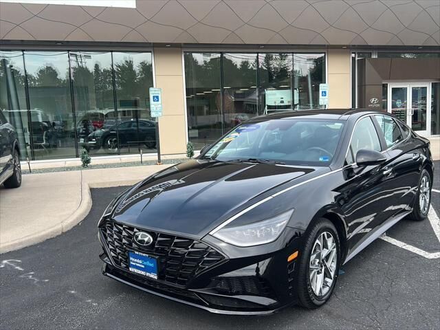 2023 Hyundai SONATA SEL — photo 1 of 26