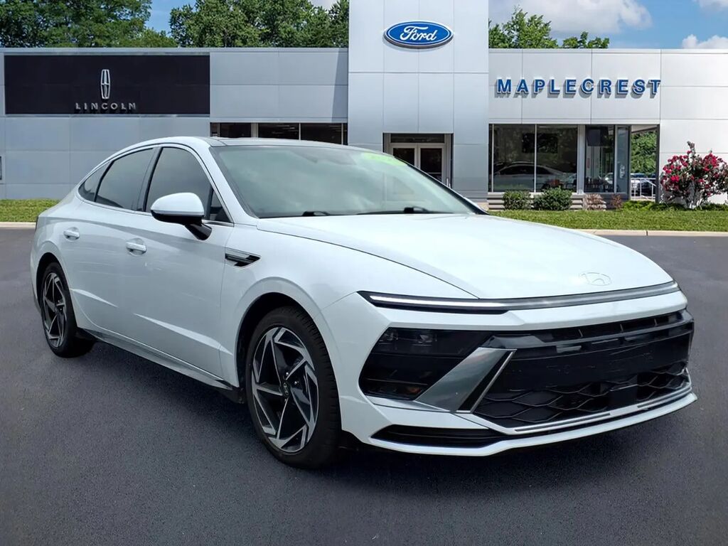 2025 Hyundai SONATA SEL Convenience — photo 1 of 13