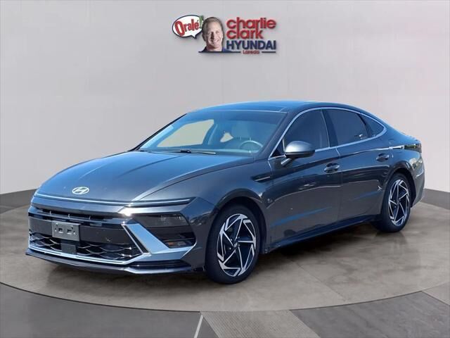 2024 Hyundai SONATA SEL — photo 1 of 13