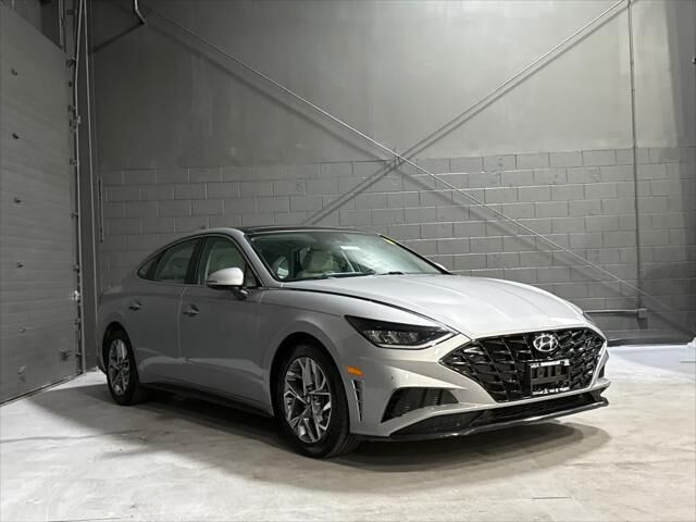 2023 Hyundai SONATA SEL — photo 1 of 1