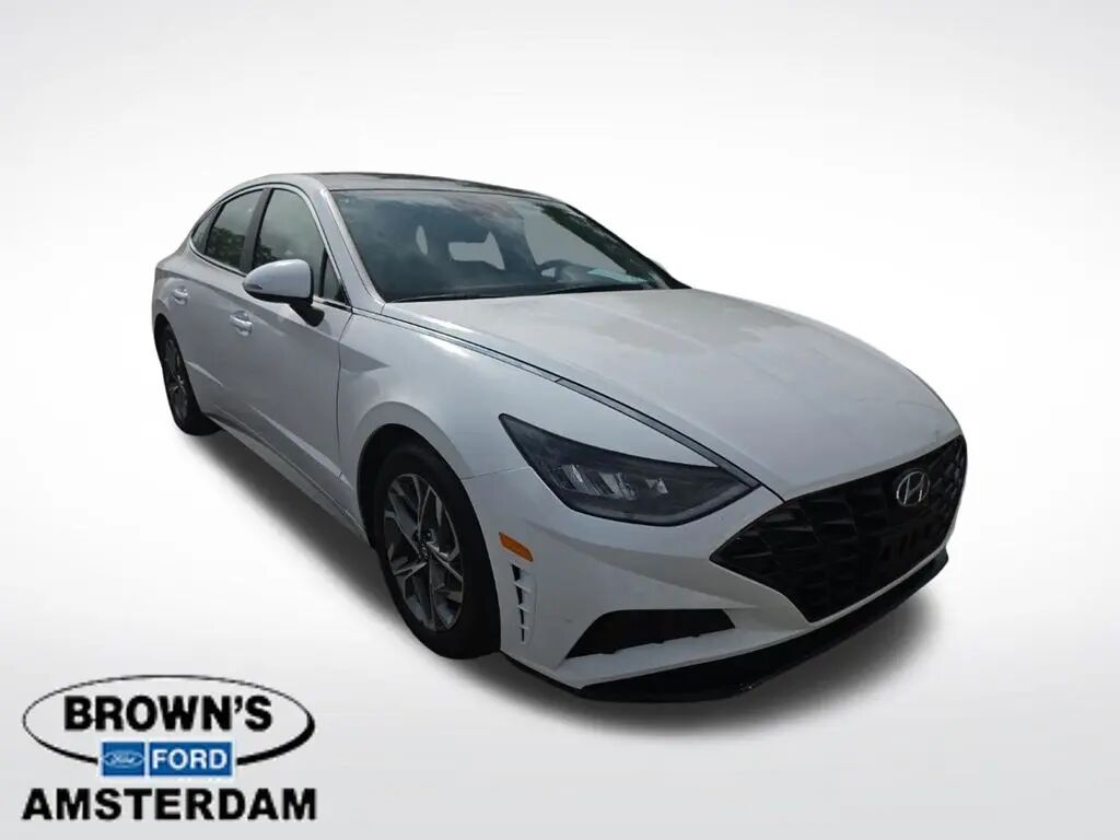 2023 Hyundai SONATA SEL — photo 1 of 6