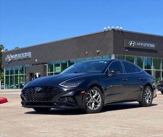 2023 Hyundai SONATA SEL — photo 1 of 13