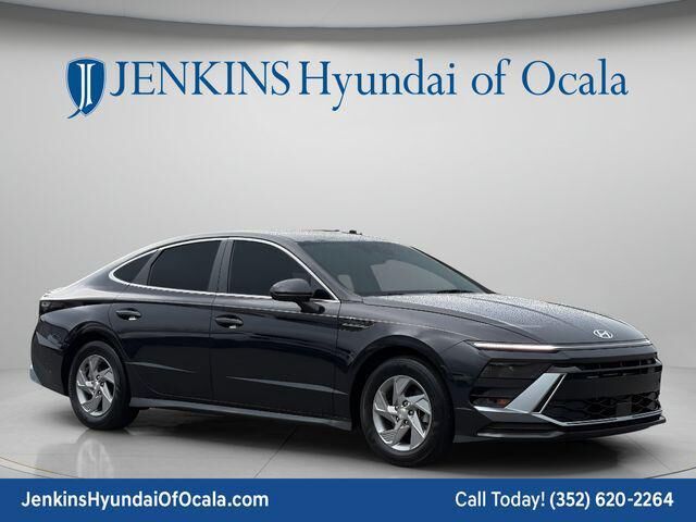 2025 Hyundai SONATA SE