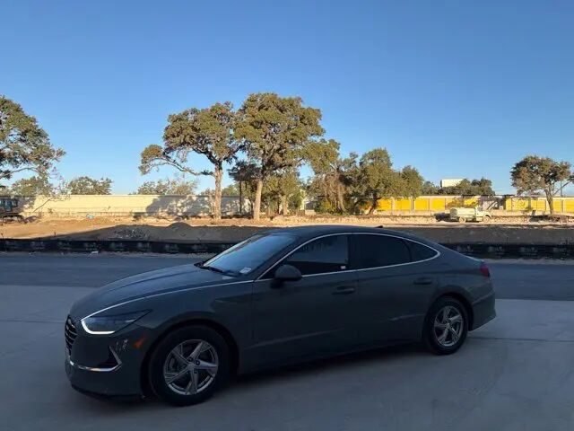 2023 Hyundai SONATA SE