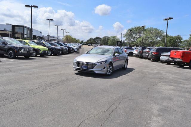 2023 Hyundai SONATA SE — photo 1 of 13