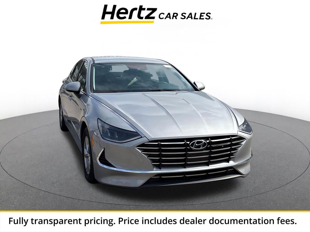 2023 Hyundai Sonata SE — photo 1 of 13