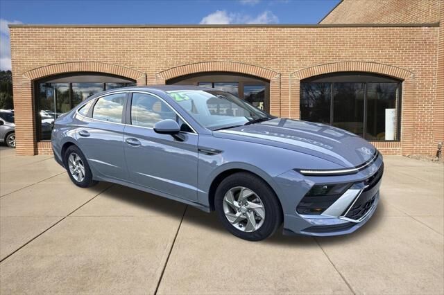 2025 Hyundai SONATA SE