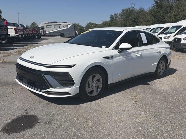 2025 Hyundai SONATA SE