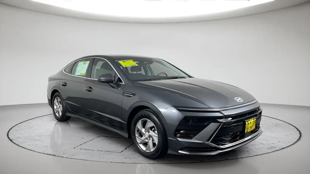 2025 Hyundai SONATA SE — photo 1 of 13