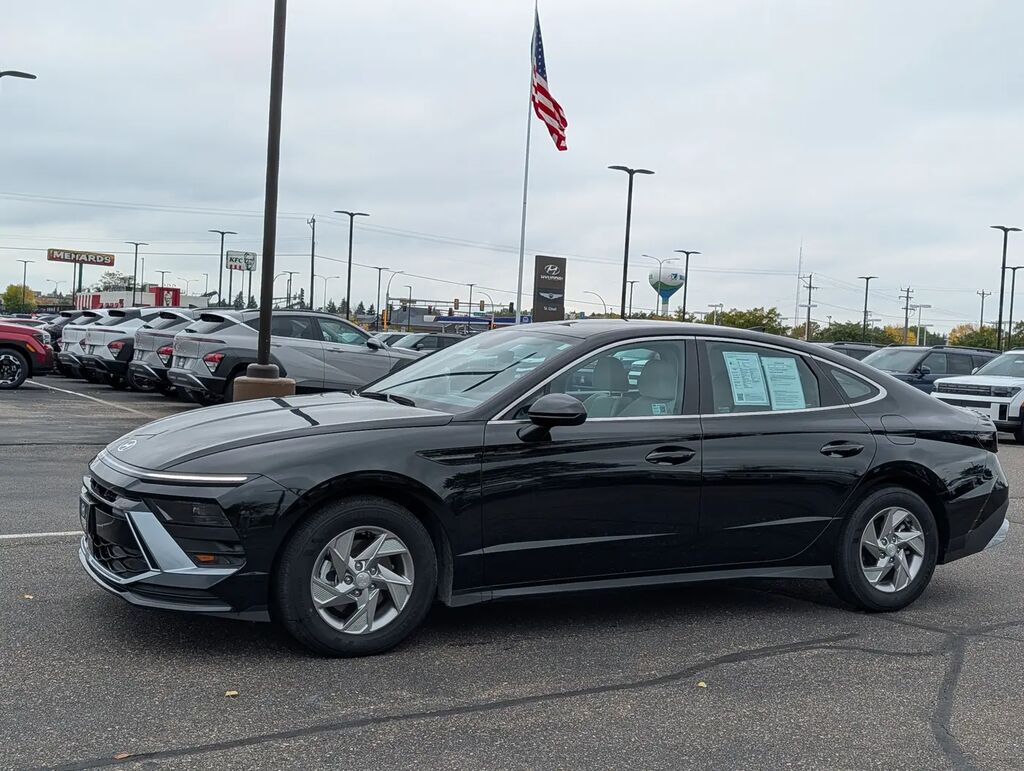 2025 Hyundai SONATA SE — photo 1 of 13