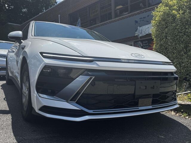 2025 Hyundai SONATA SE