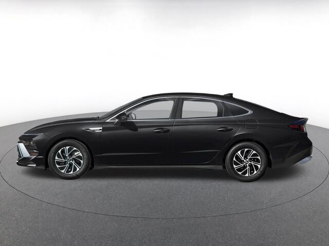 2026 Hyundai Sonata Hybrid Blue — photo 1 of 1