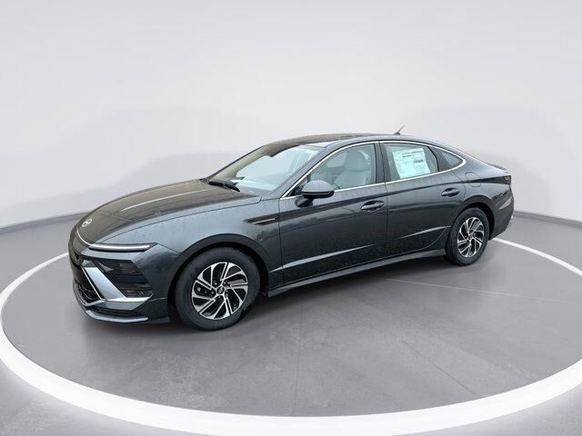 2026 Hyundai SONATA Hybrid Blue — photo 1 of 13