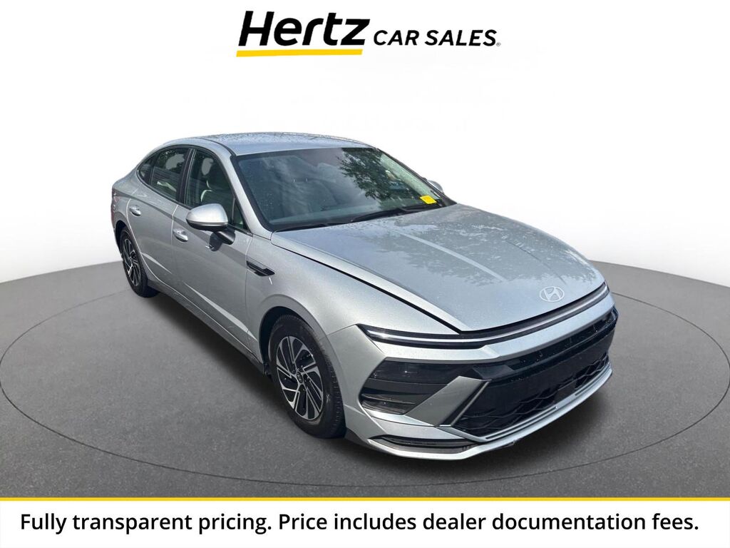 2026 Hyundai Sonata Hybrid Blue — photo 1 of 14