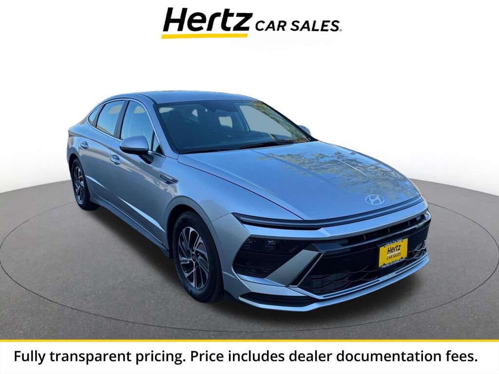 2026 Hyundai Sonata Hybrid Blue — photo 1 of 13