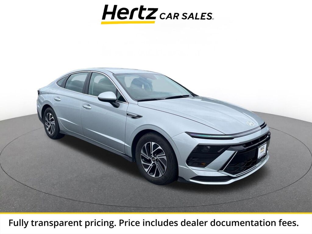 2026 Hyundai Sonata Hybrid Blue — photo 1 of 13