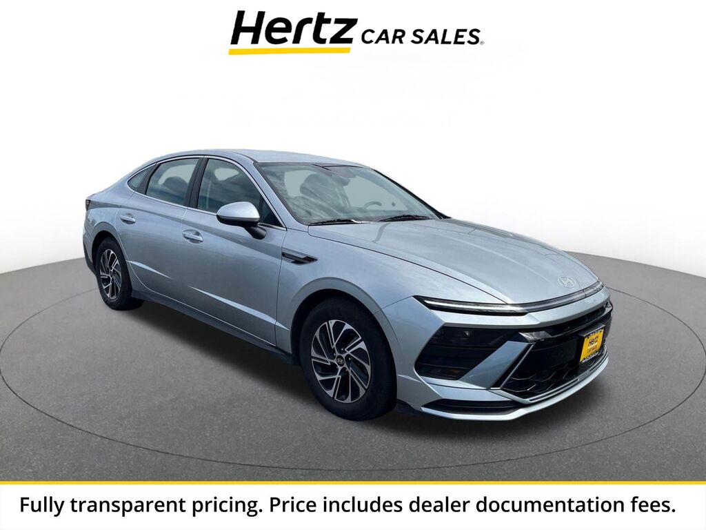 2026 Hyundai Sonata Hybrid Blue — photo 1 of 14