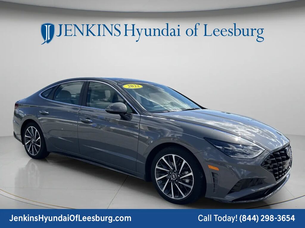 2022 Hyundai SONATA Limited — photo 1 of 13