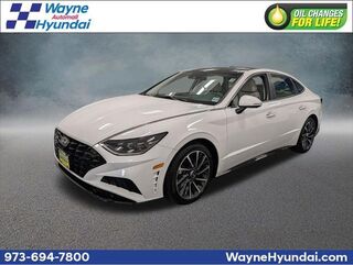 2023 Hyundai SONATA Limited — photo 1 of 13