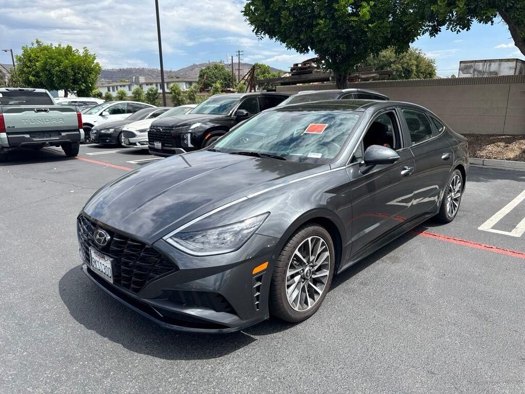 2023 Hyundai SONATA Limited — photo 1 of 9