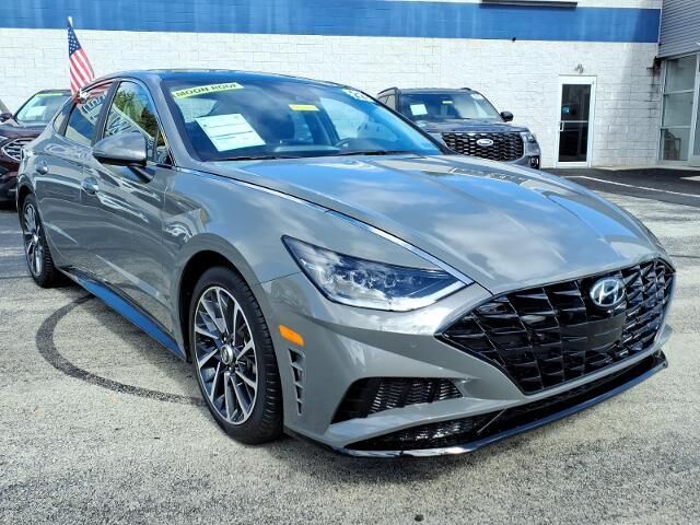 2022 Hyundai SONATA Limited