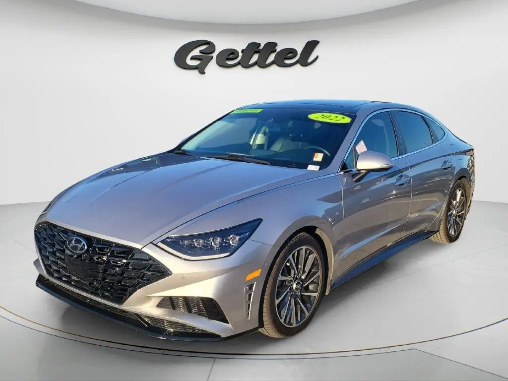 2022 Hyundai SONATA Limited — photo 1 of 5