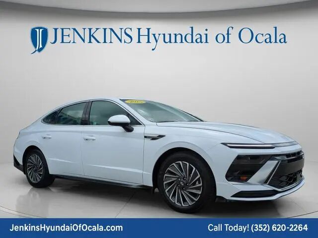 2025 Hyundai SONATA Hybrid SEL — photo 1 of 15