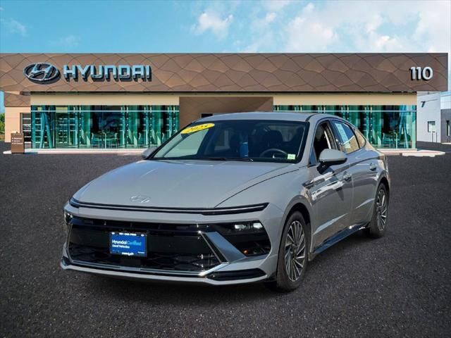 2025 Hyundai SONATA Hybrid SEL