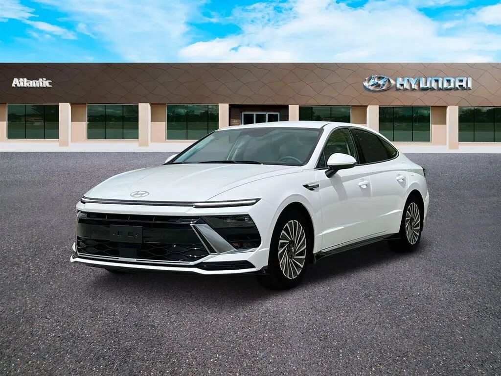 2025 Hyundai SONATA Hybrid SEL — photo 1 of 13