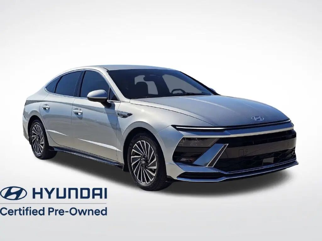 2025 Hyundai SONATA Hybrid SEL — photo 1 of 13