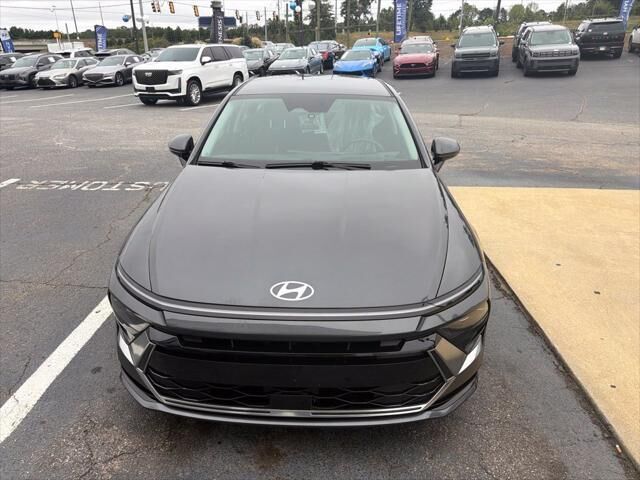 2024 Hyundai SONATA Hybrid SEL — photo 1 of 7